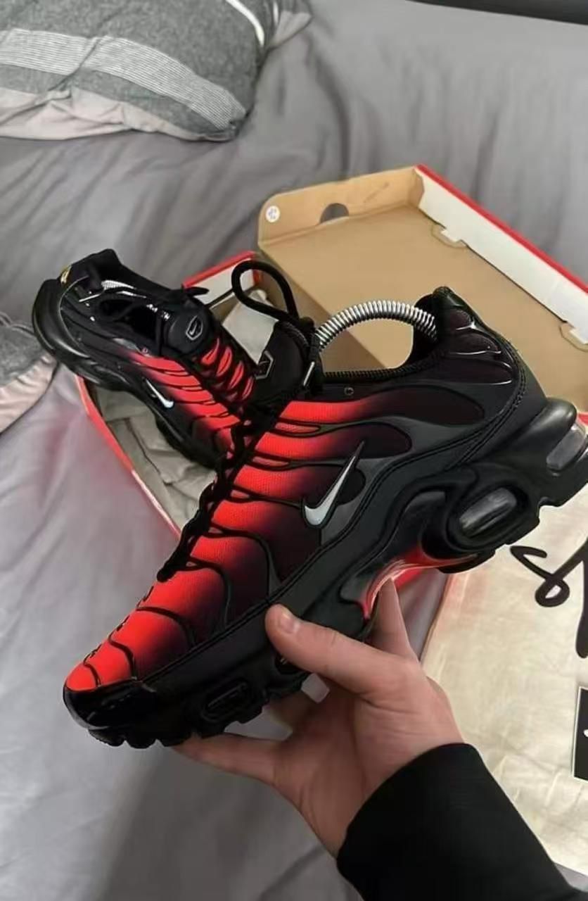 Air Max Plus 4